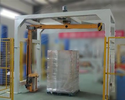 Automatic Rotating Arm Stretch Wrapper